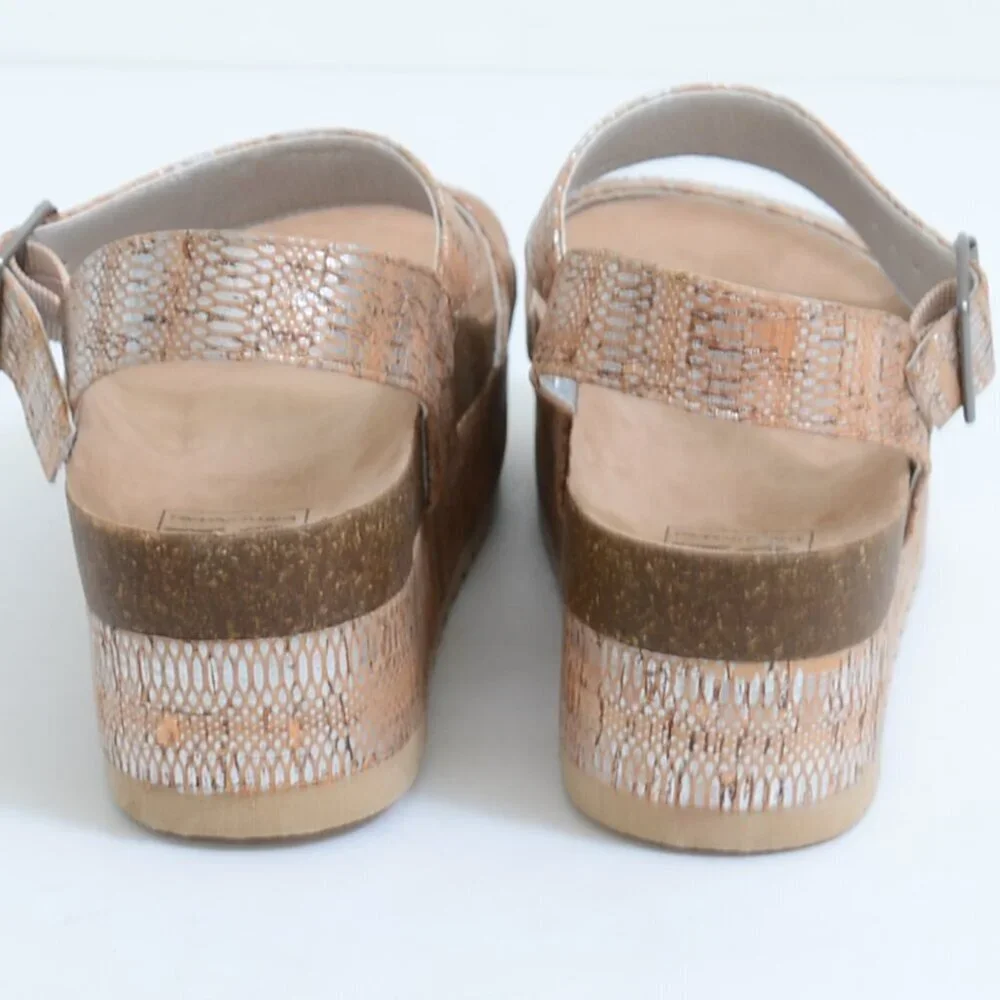 Chinese Laundry Palms Women's 9 Snakeskin Espadrille Platform Sandal Flatform